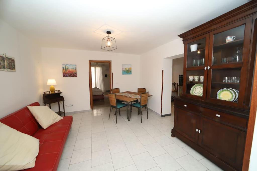 דירות פלרמו Colonna House Casa Tra La Zisa E La Cattedrale מראה חיצוני תמונה
