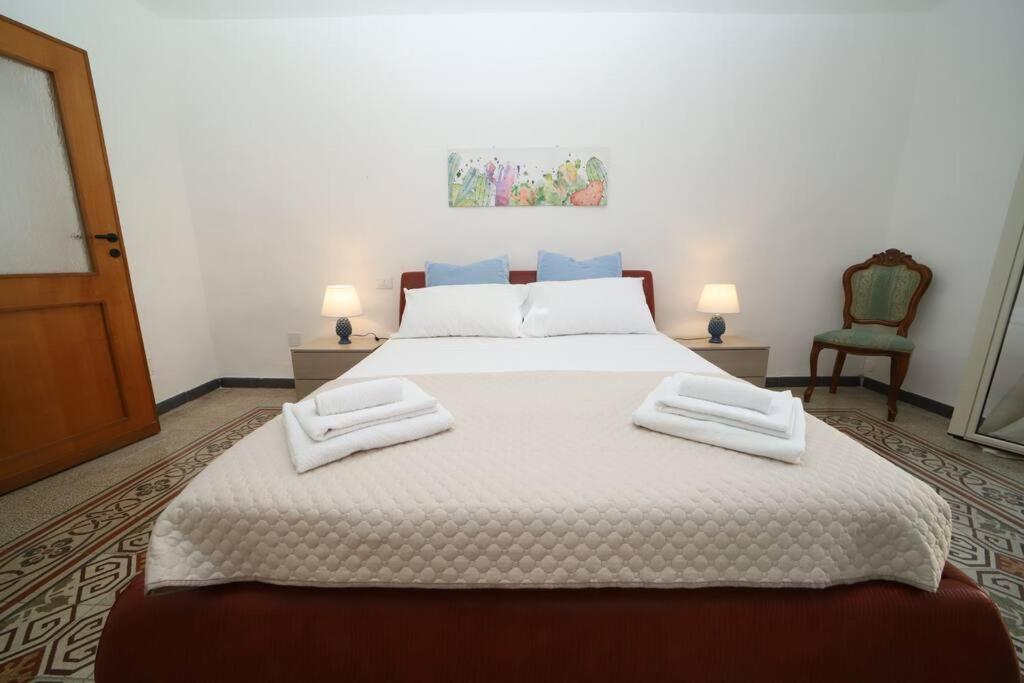 דירות פלרמו Colonna House Casa Tra La Zisa E La Cattedrale מראה חיצוני תמונה