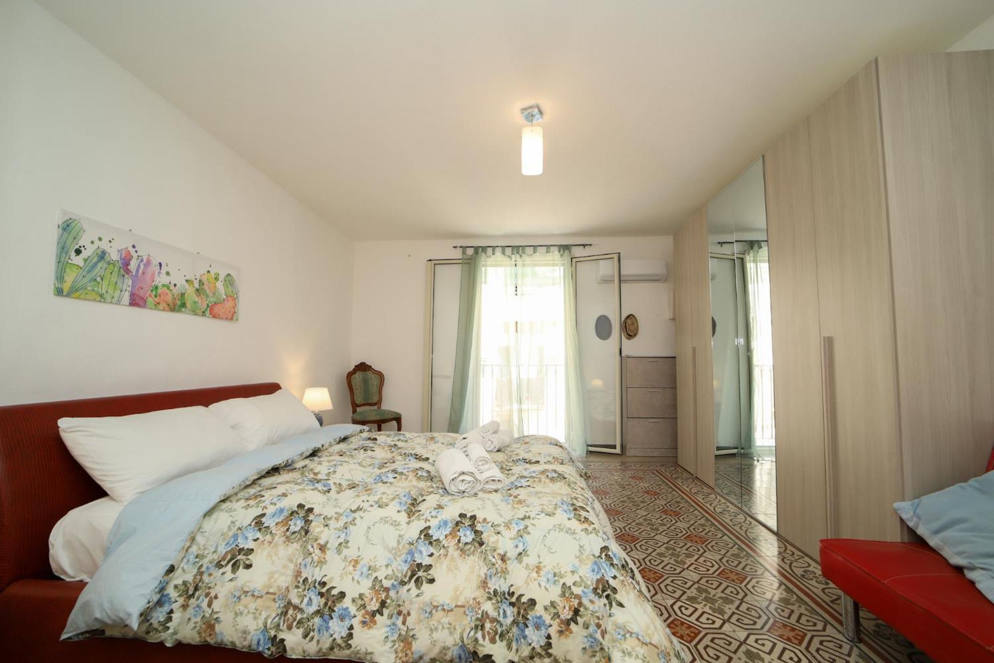 דירות פלרמו Colonna House Casa Tra La Zisa E La Cattedrale מראה חיצוני תמונה